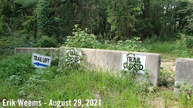 Trail Signs Henricus